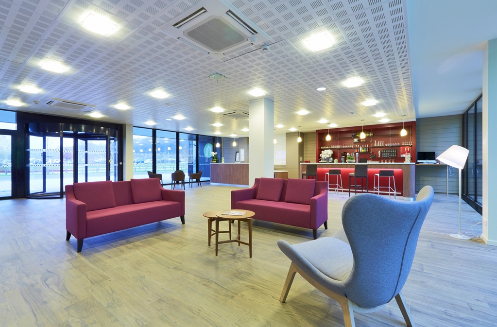 CAMPANILE BELFORT MONTBELIARD - La Jonxion