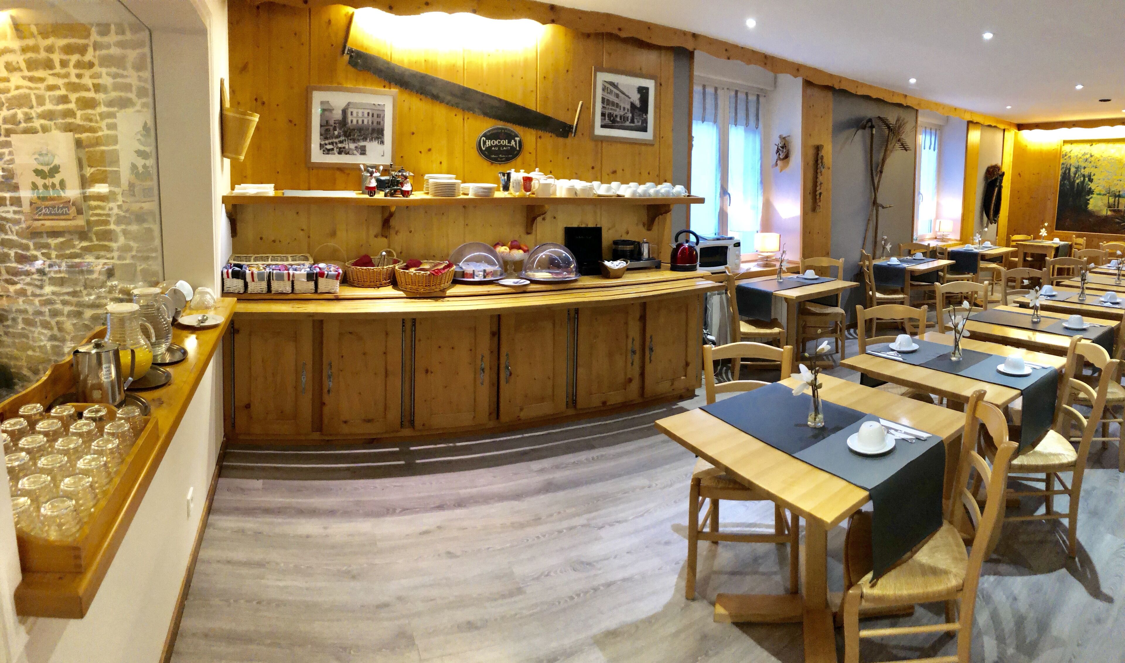 Hotel Les Montagnards