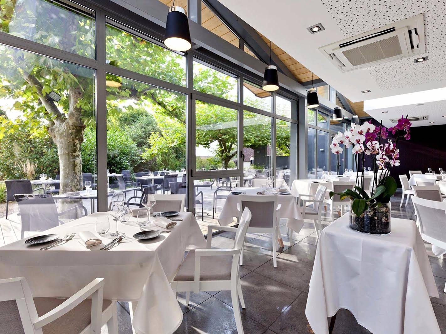 Hostellerie Saint Germain