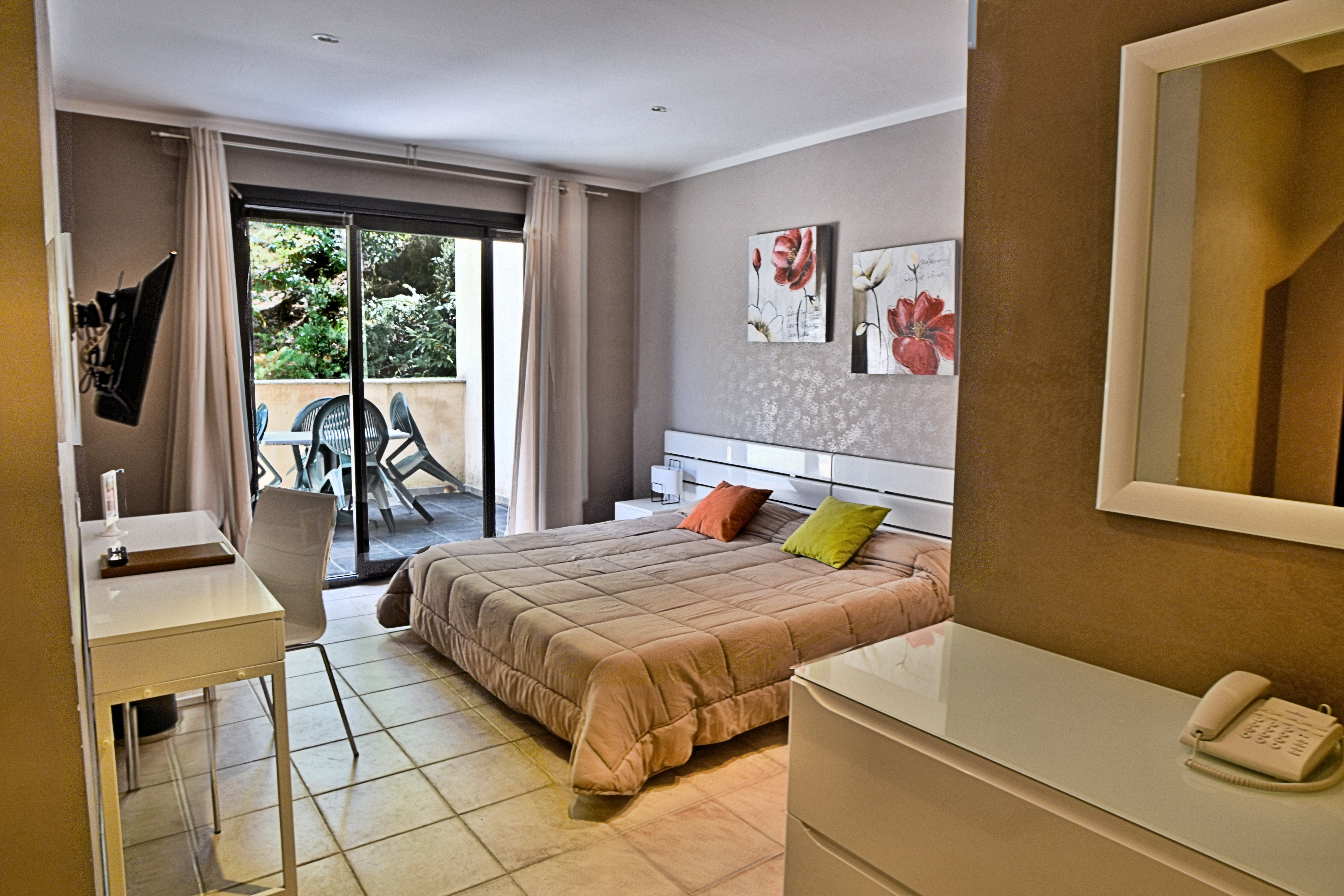 Auberge Des Deux Sorru