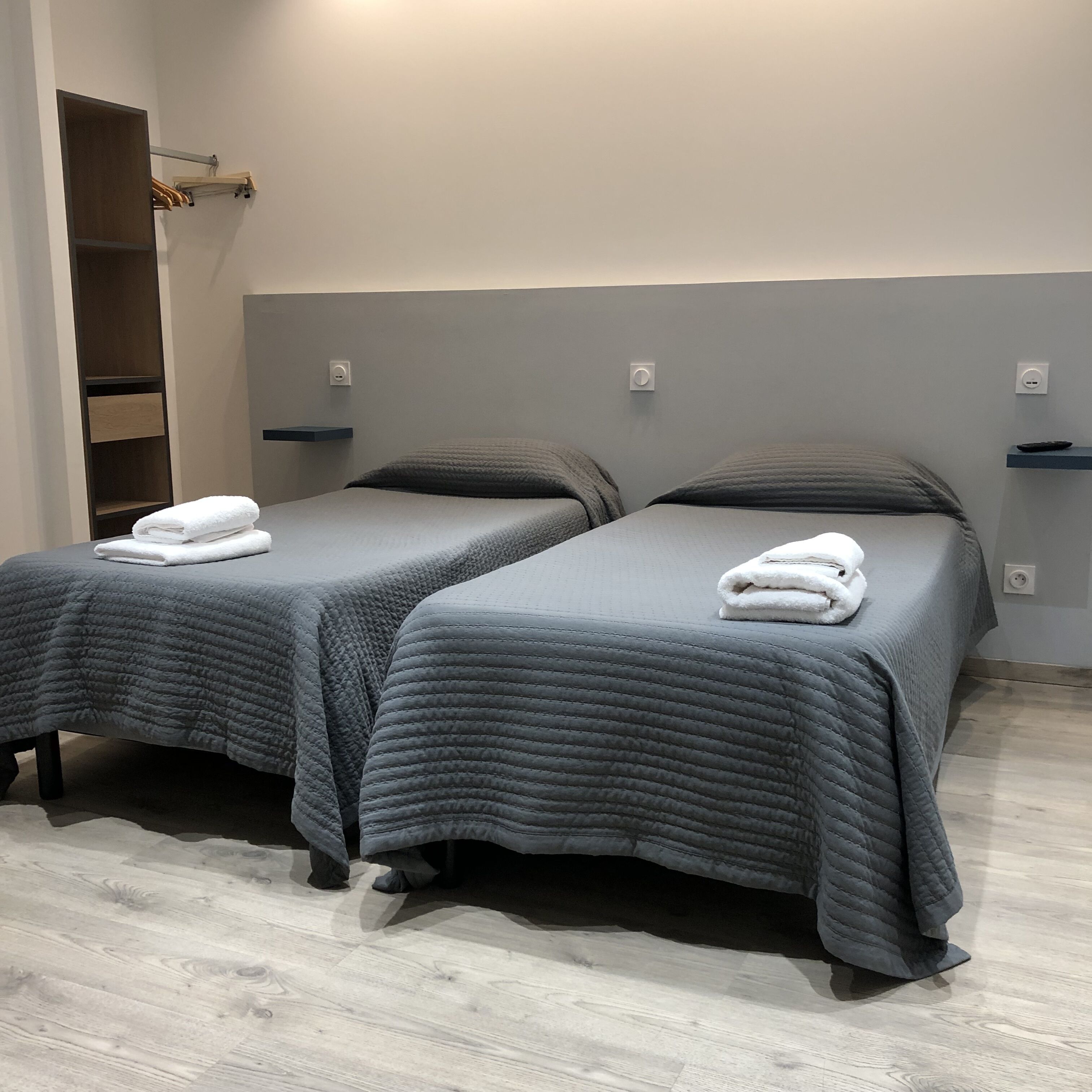 Le Dauphin Hotel & Restaurant