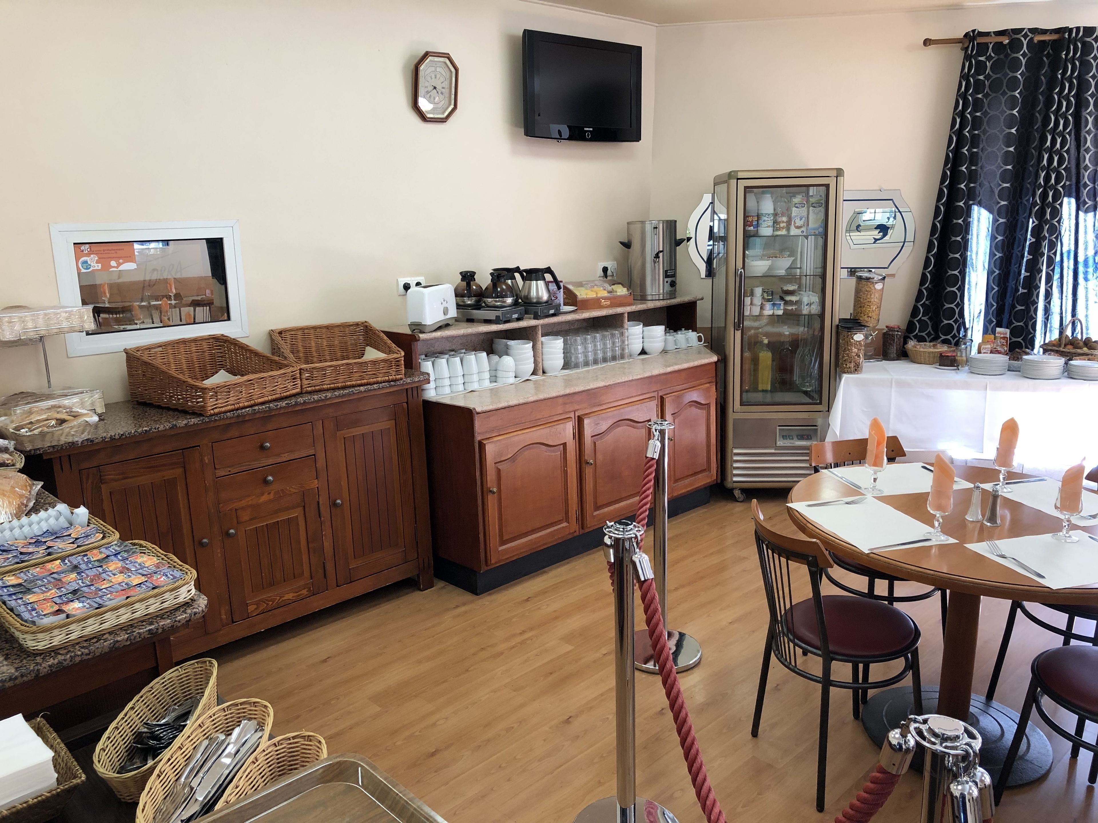 Le Dauphin Hotel & Restaurant