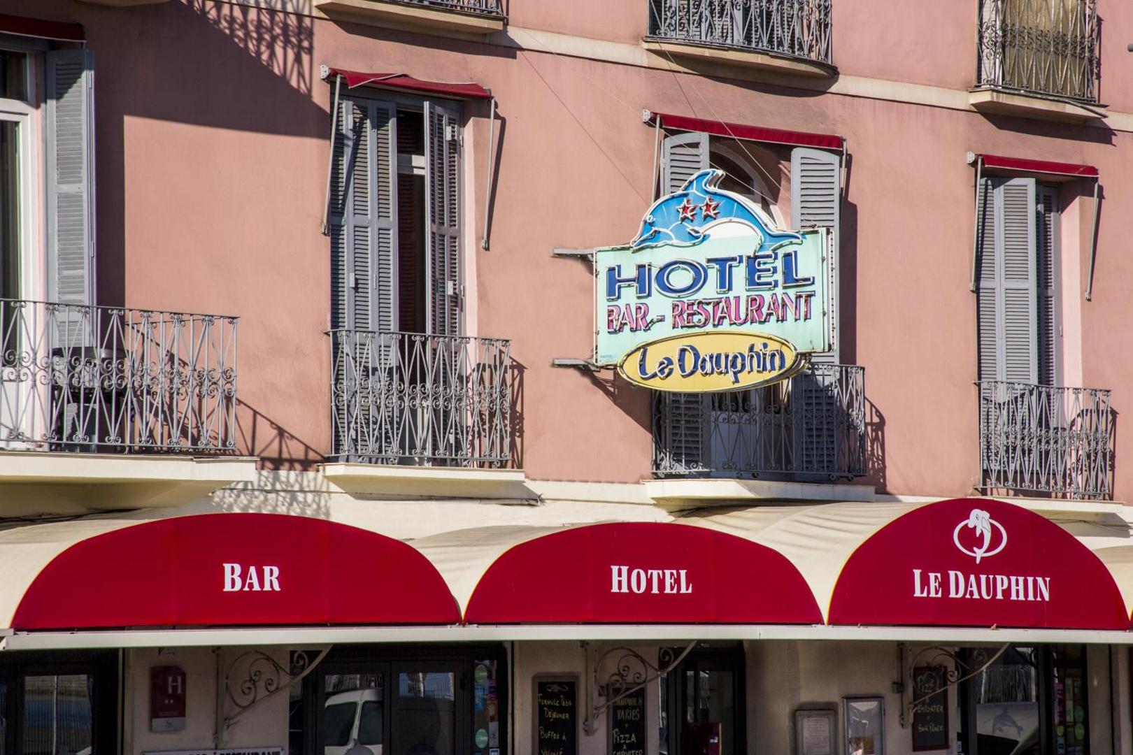 Le Dauphin Hotel & Restaurant