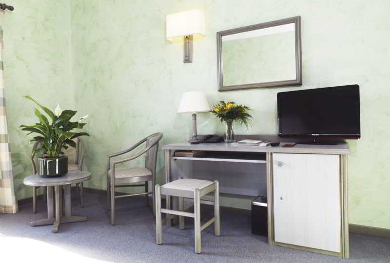 Adonis Aléria Hôtel Atrachjata