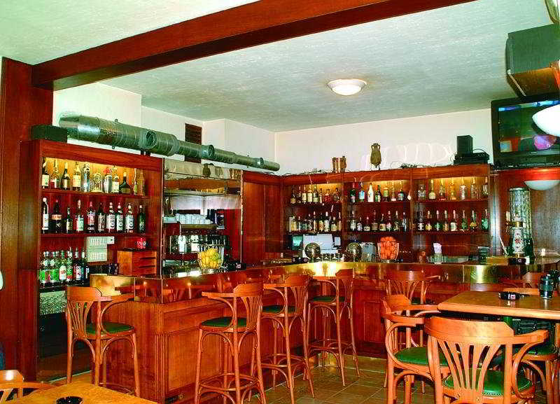 Adonis Aléria Hôtel Atrachjata