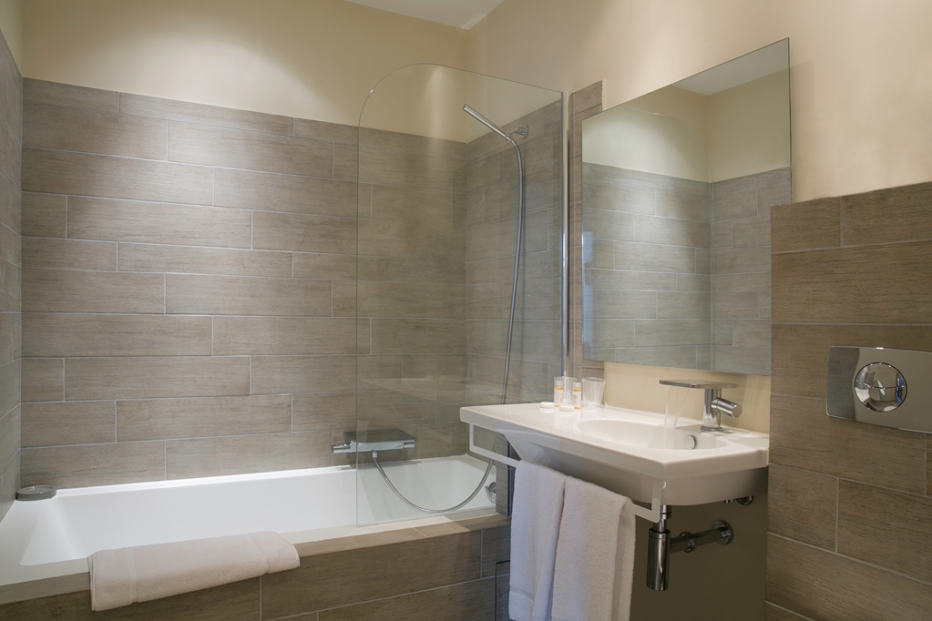 Best Western Hôtel Du Roy d’Aragon