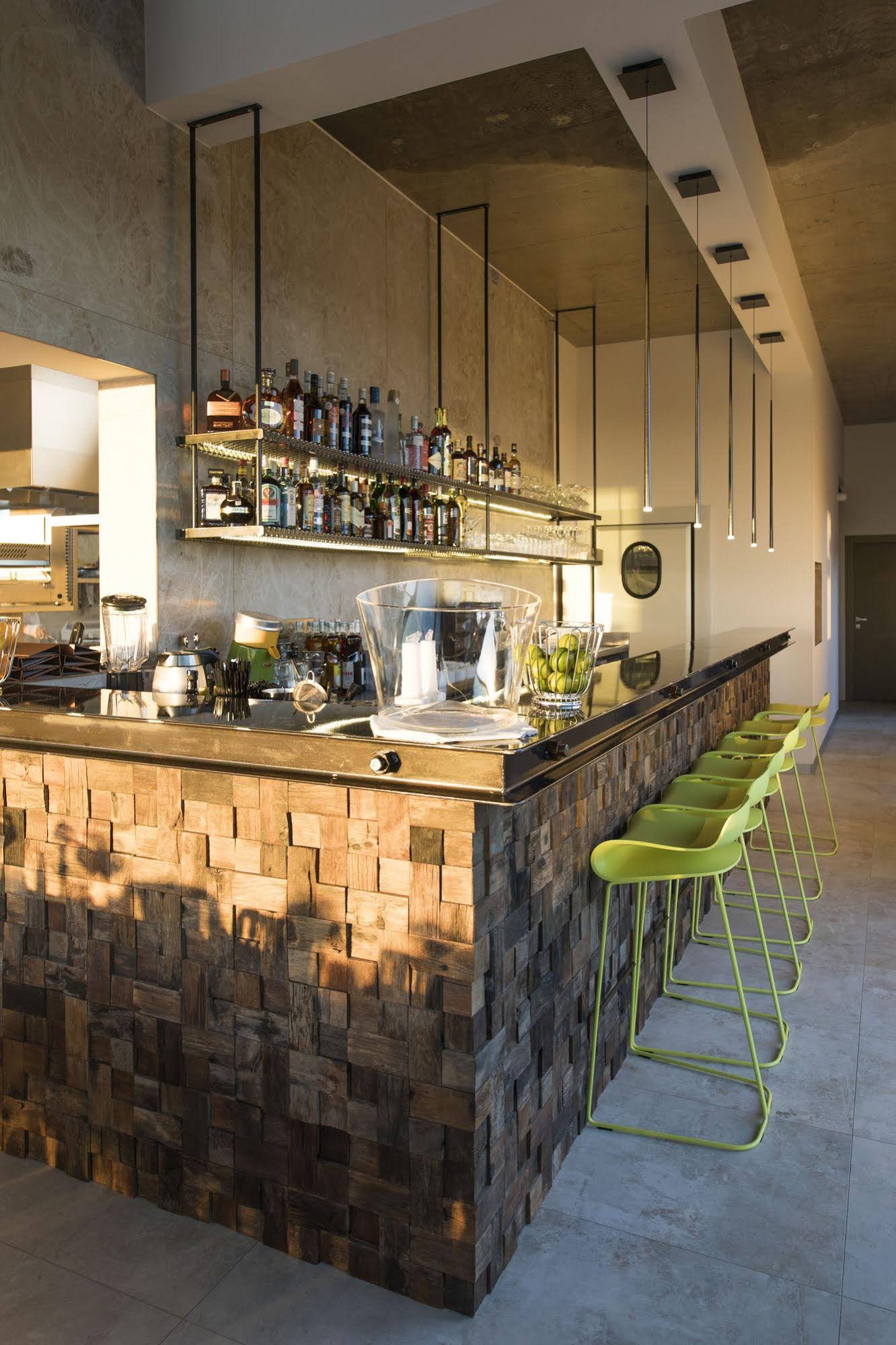 Hôtels Version Maquis Citadelle