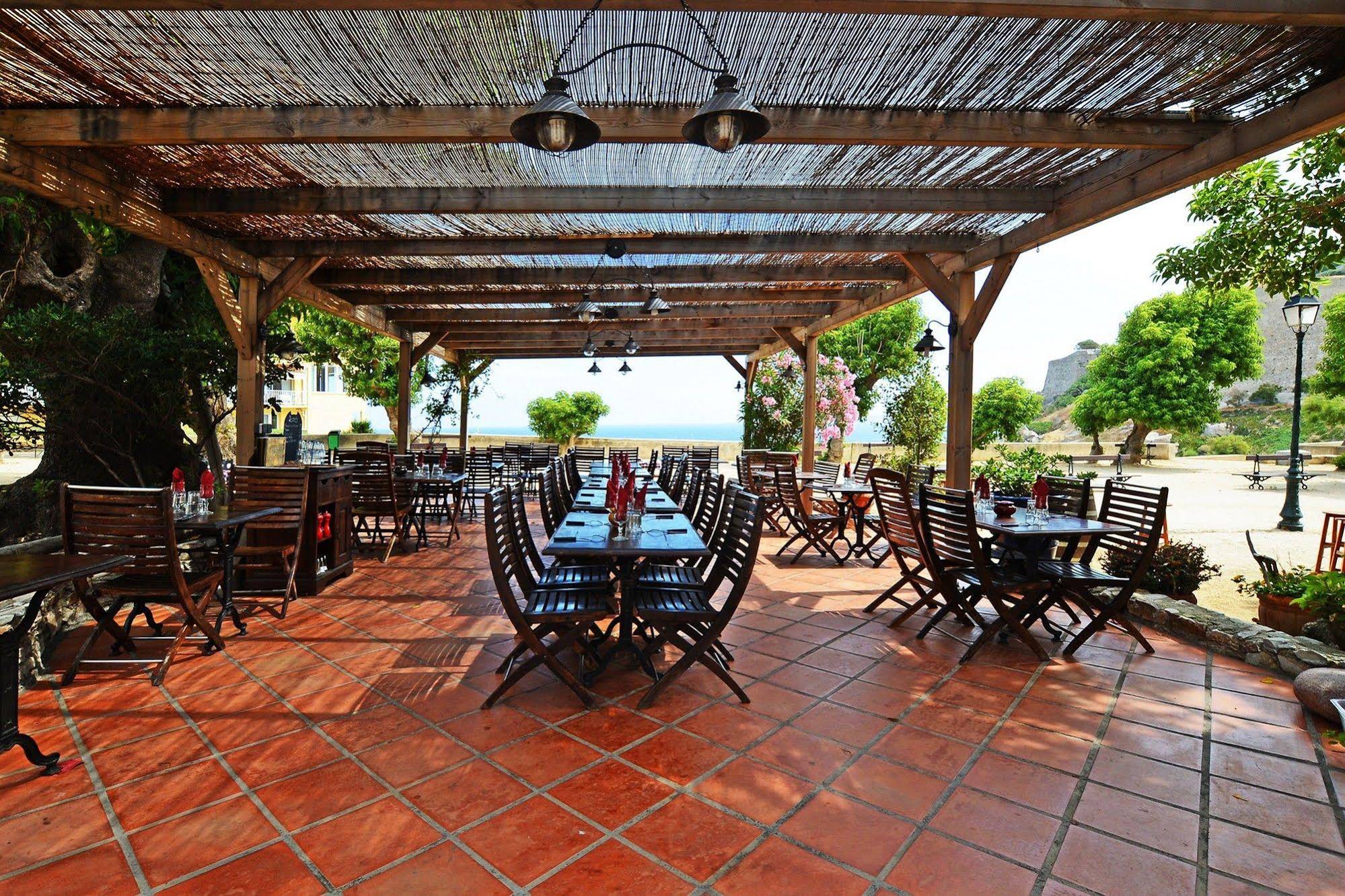 Hotel Christophe Colomb