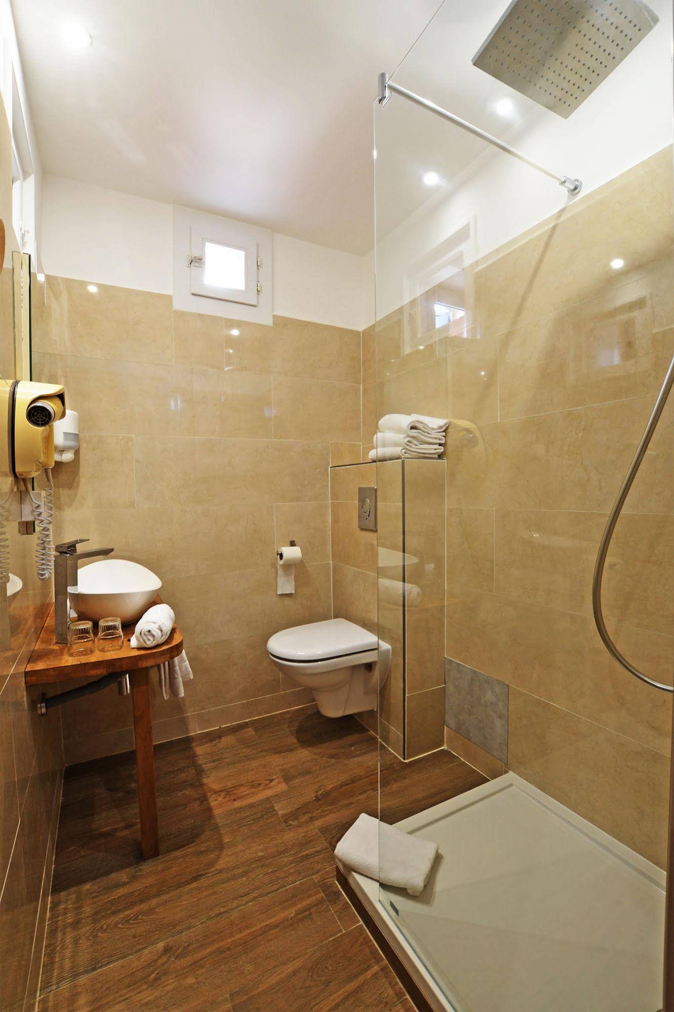 Hotel Christophe Colomb