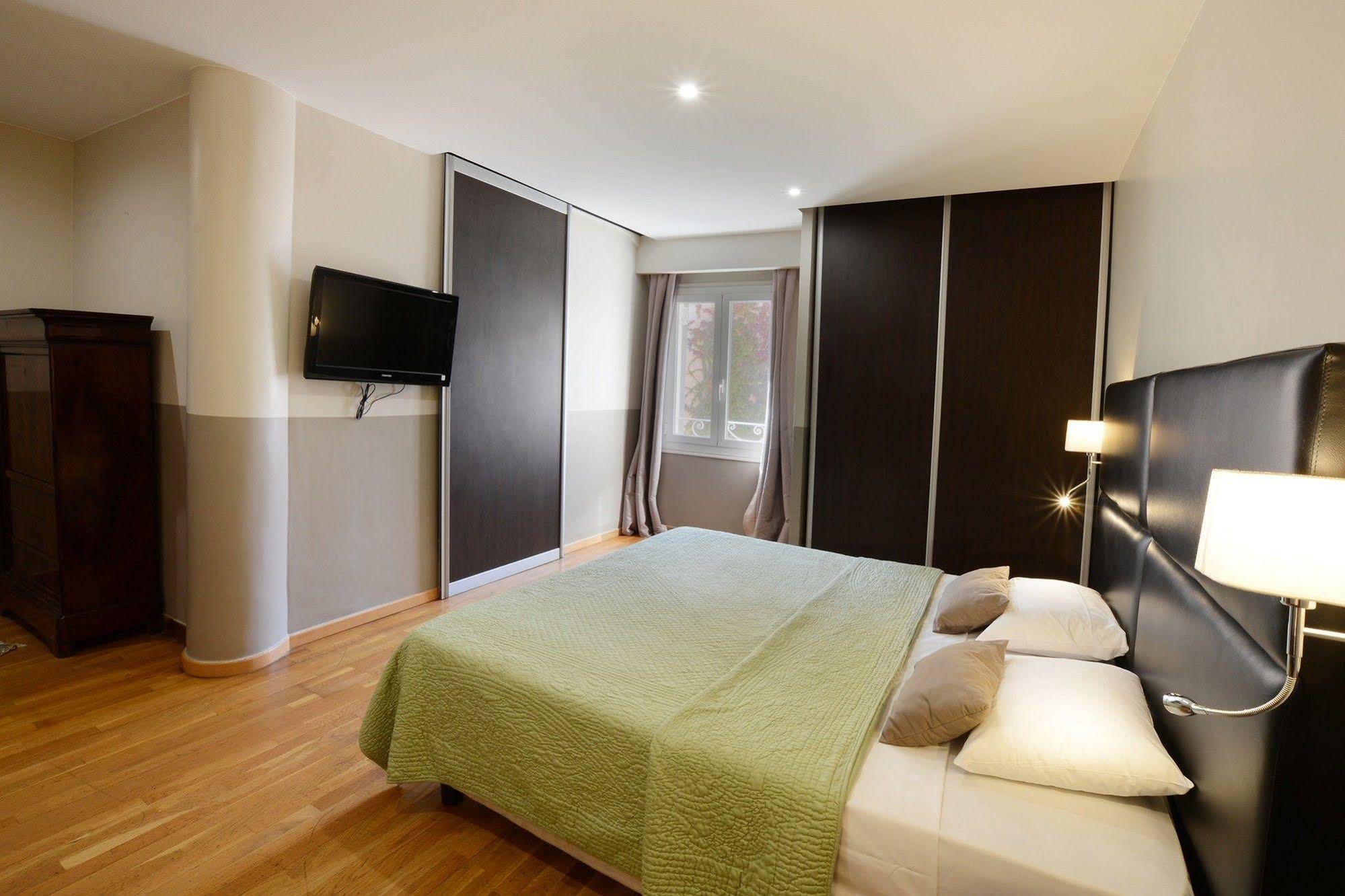 Hotel Christophe Colomb