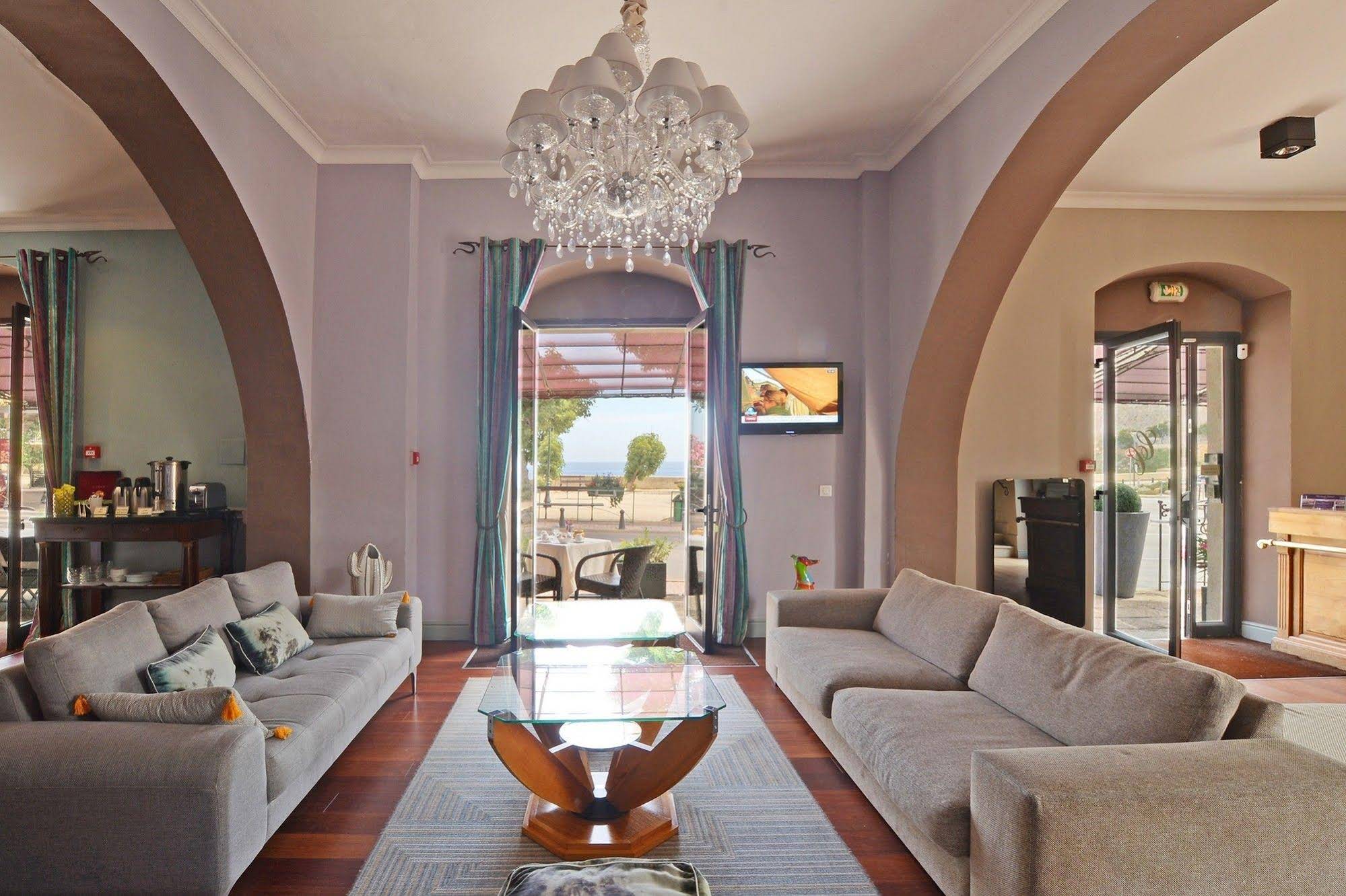 Hotel Christophe Colomb