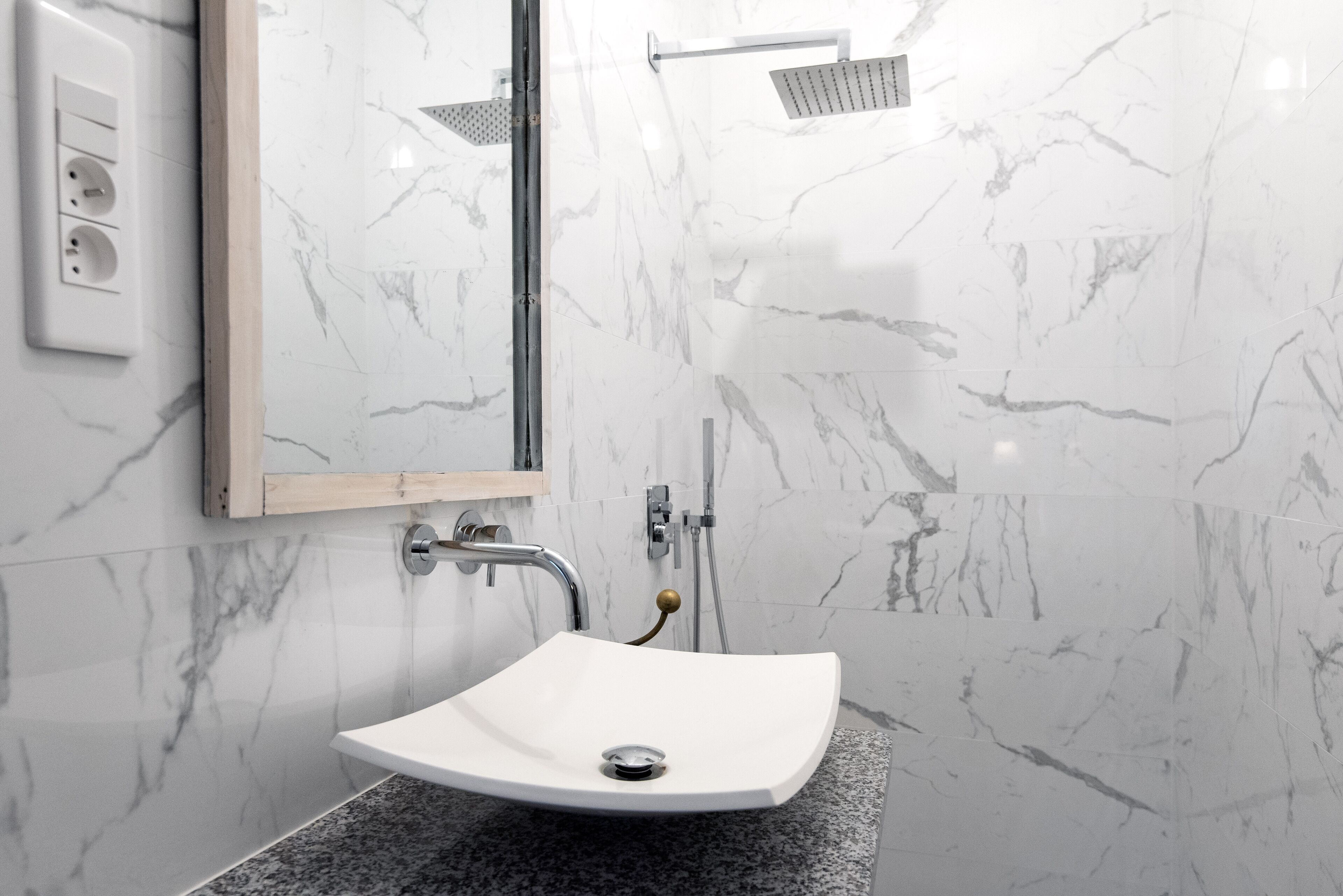 Le Balcon Du Pe Cheur