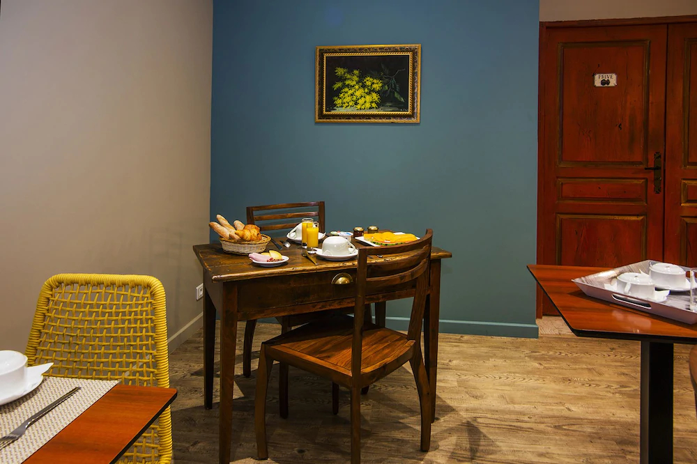 Hotel du Pont de l'Oso