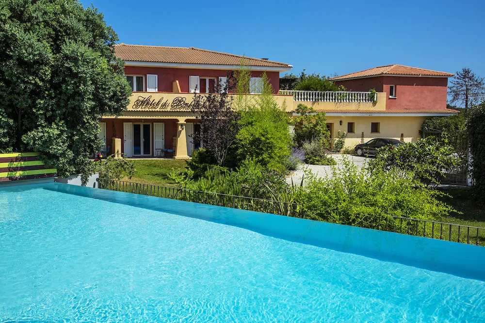 Hotel du Pont de l'Oso