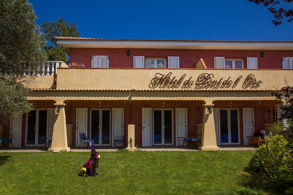 Hotel du Pont de l'Oso