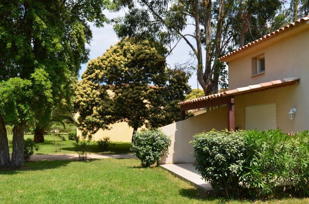 Residence Fiori Di Cala Rossa