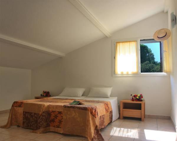 Residence Fiori Di Cala Rossa