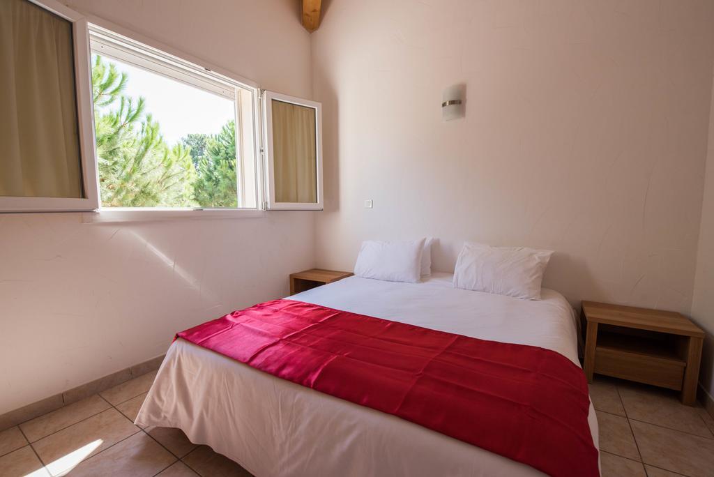 Residence Fiori Di Cala Rossa