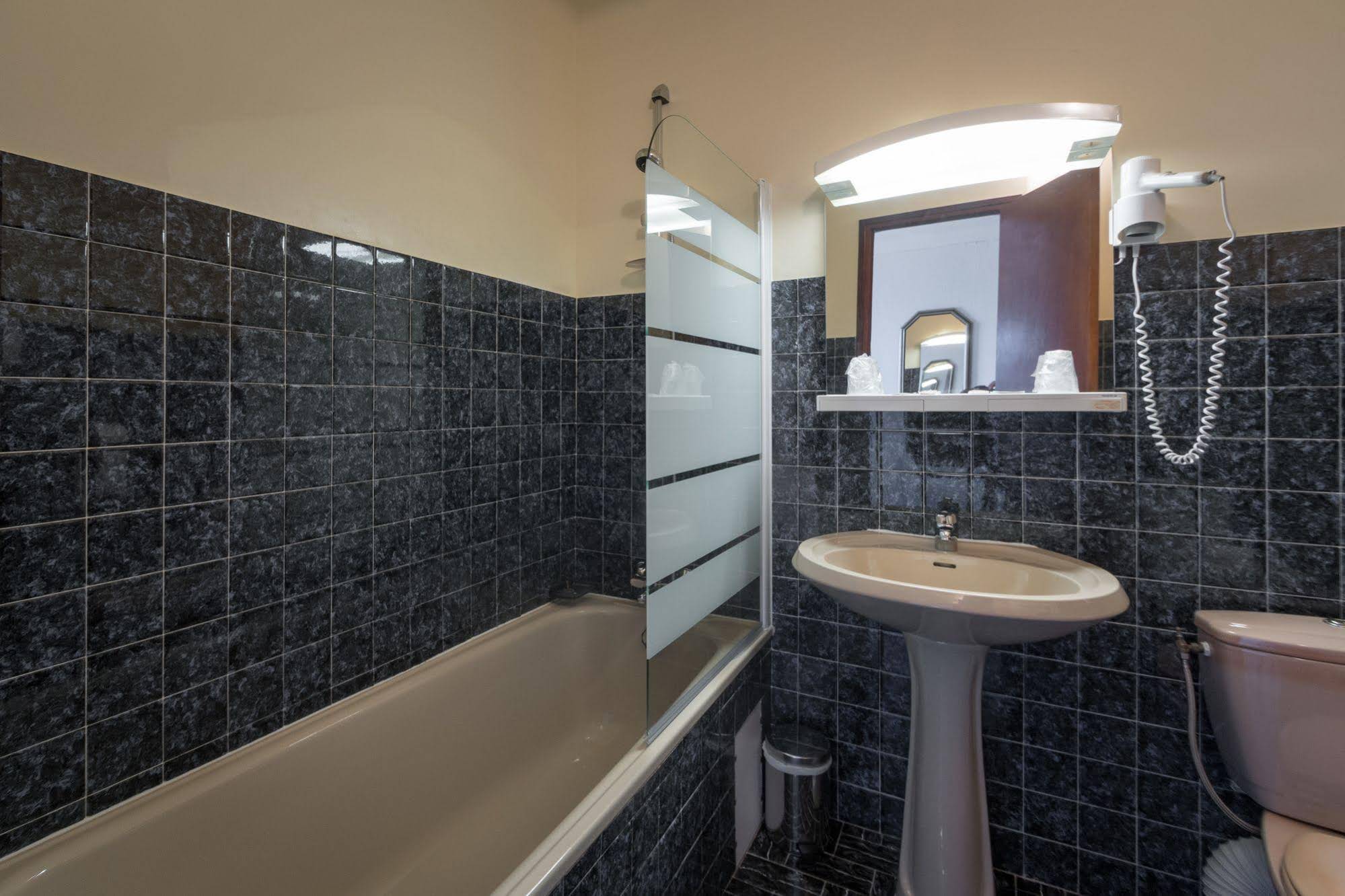 Hotel Restaurant Le Porto