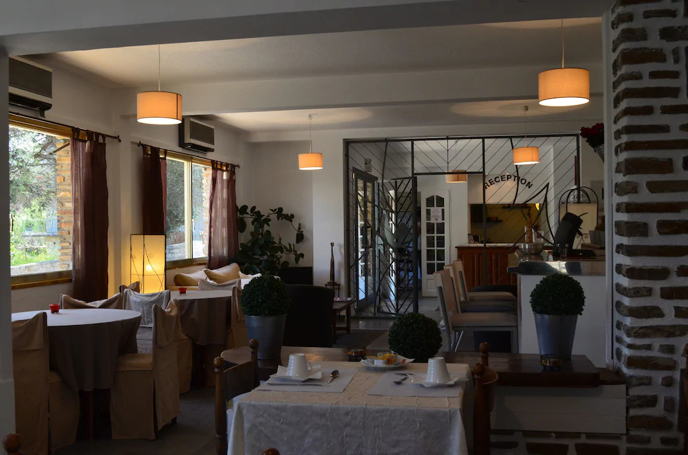 Hôtel Aiglon Bylitis