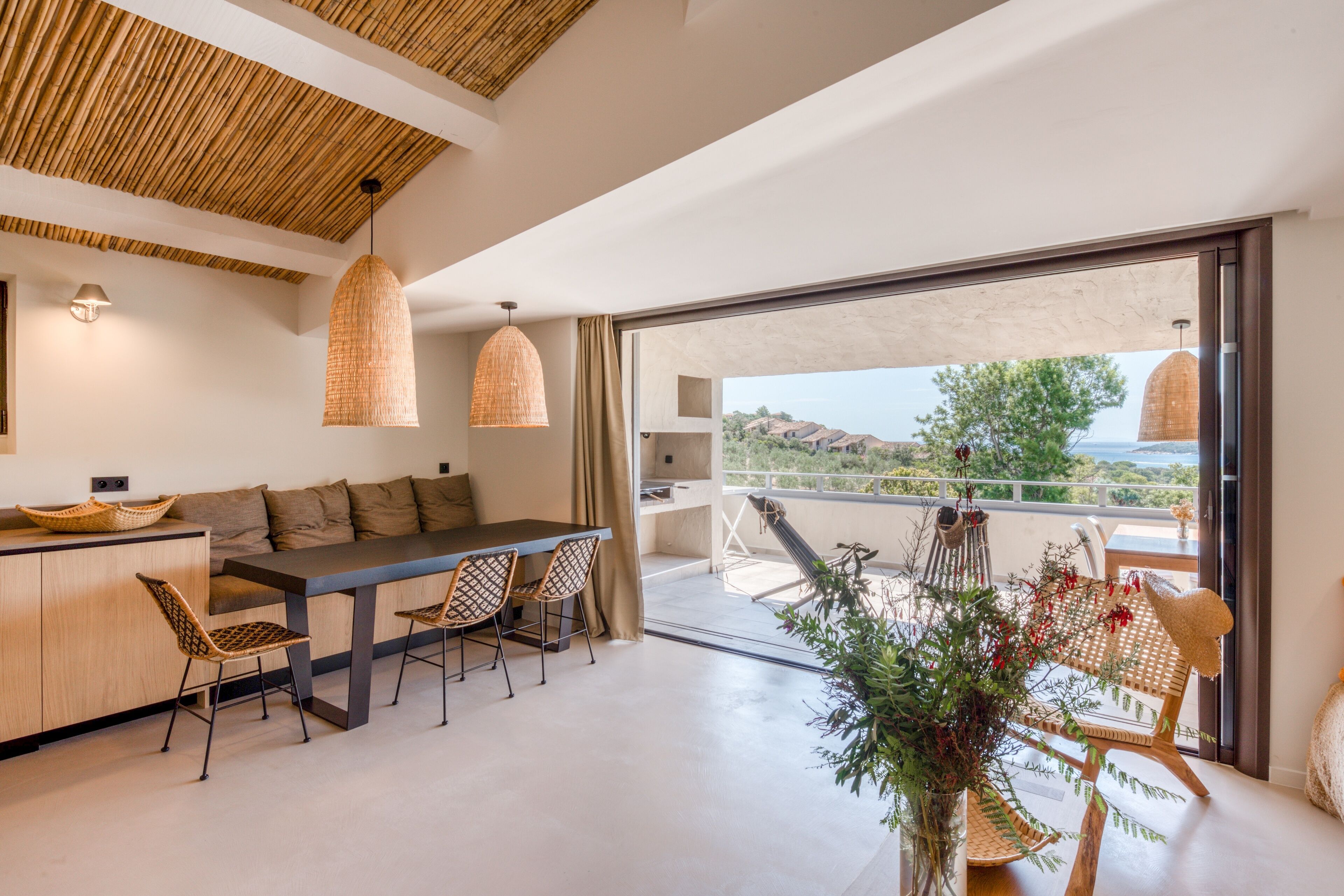 Domaine Santa Giulia Palace