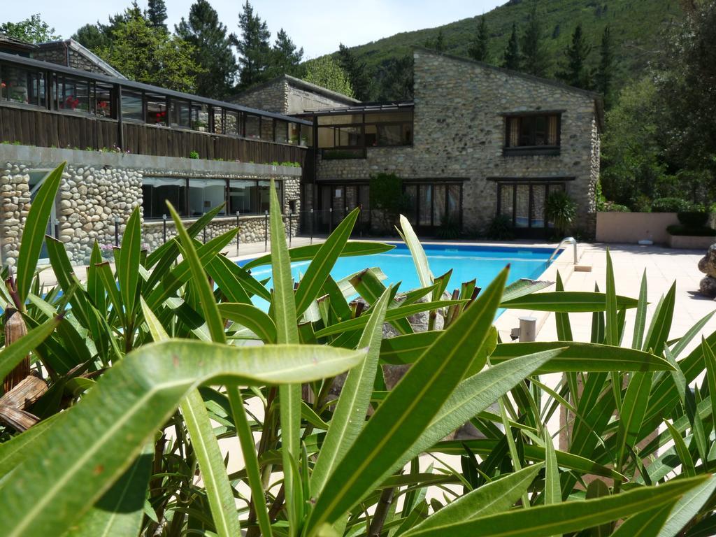 Hotel E Caselle by Light Human Hotels