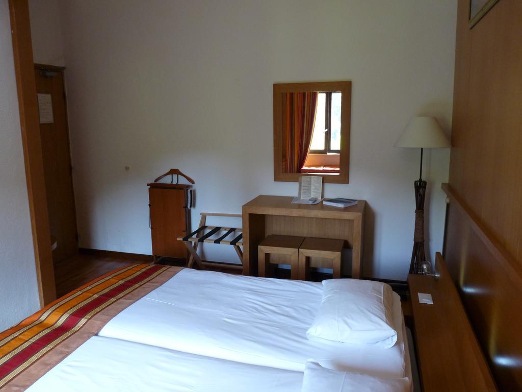 Hotel E Caselle by Light Human Hotels