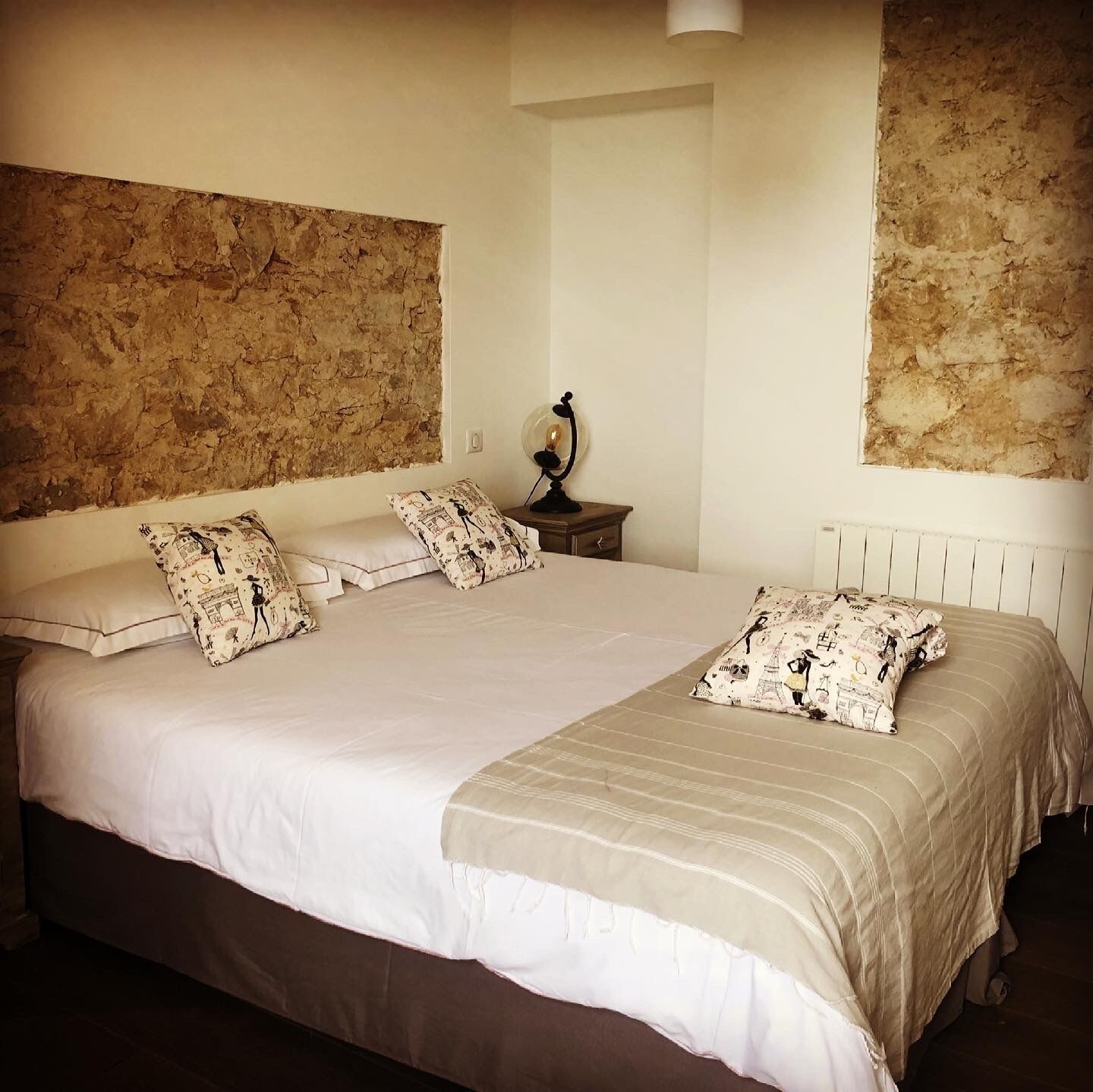 1722 Chambres de Charmes