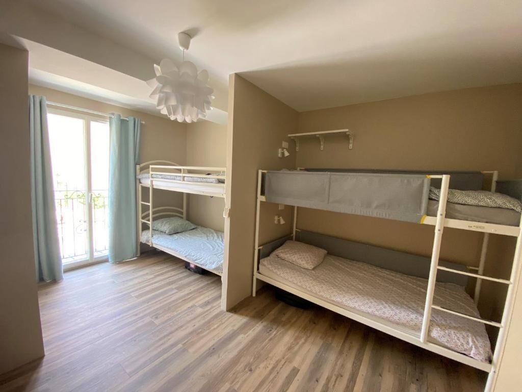 Bohobos Hostel
