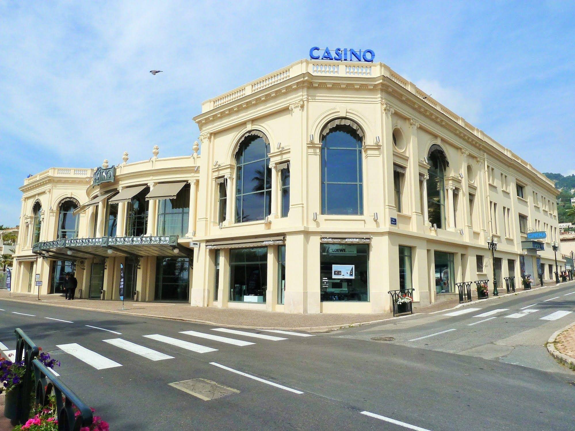 Carlton