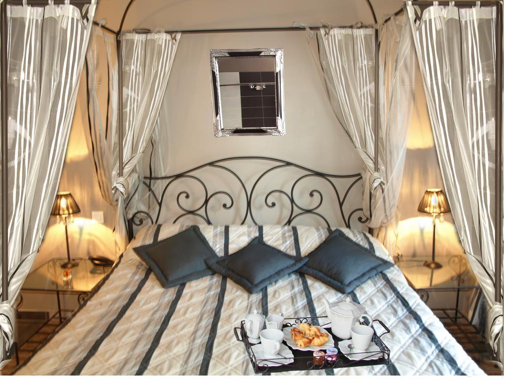 Azur Cannes Le Romanesque