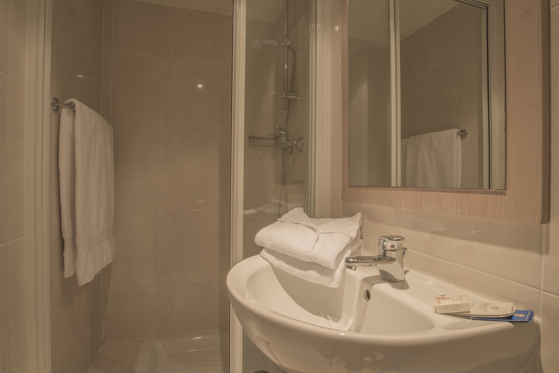 ExcelSuites Residence
