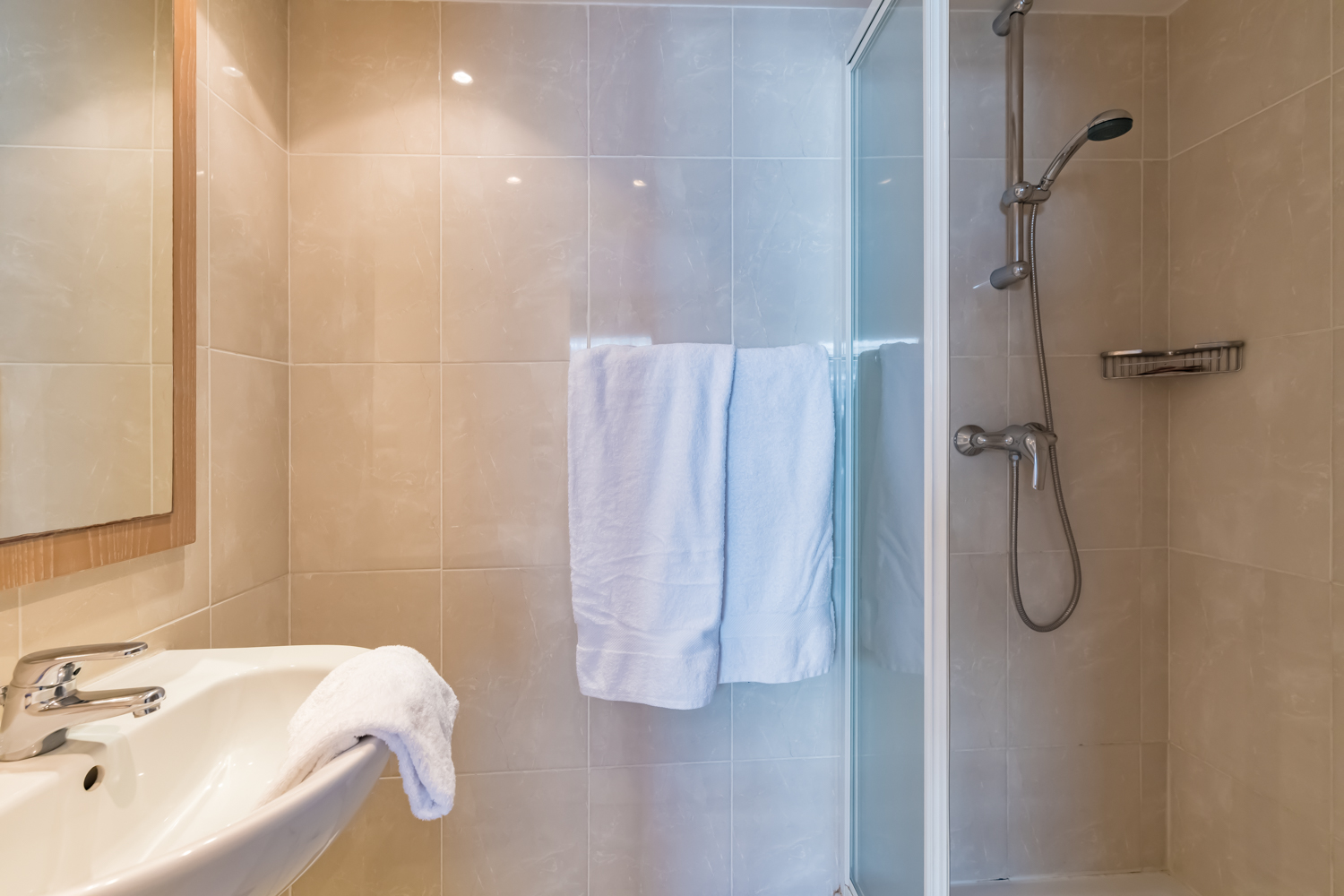 ExcelSuites Residence