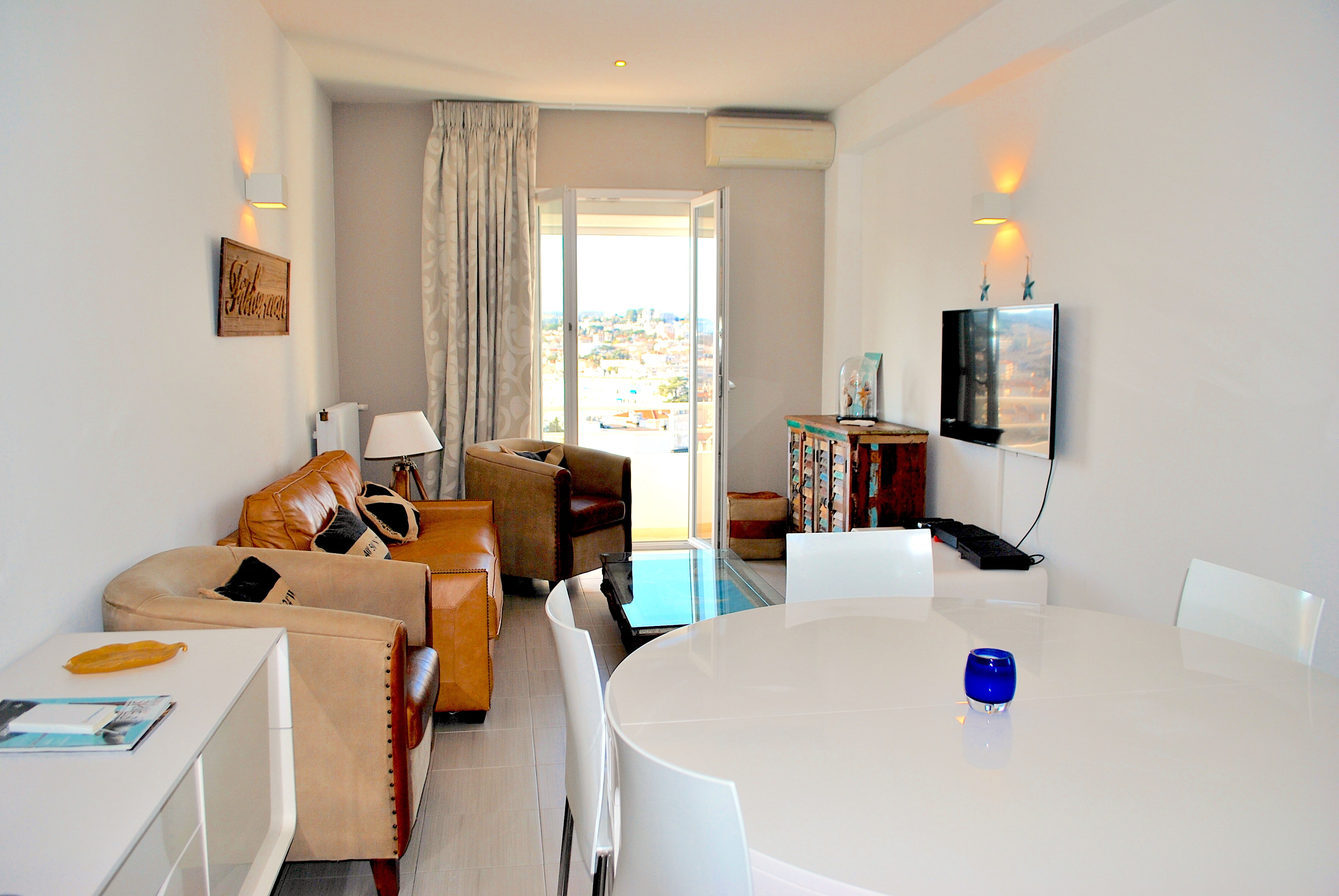 Levon Accommodation
