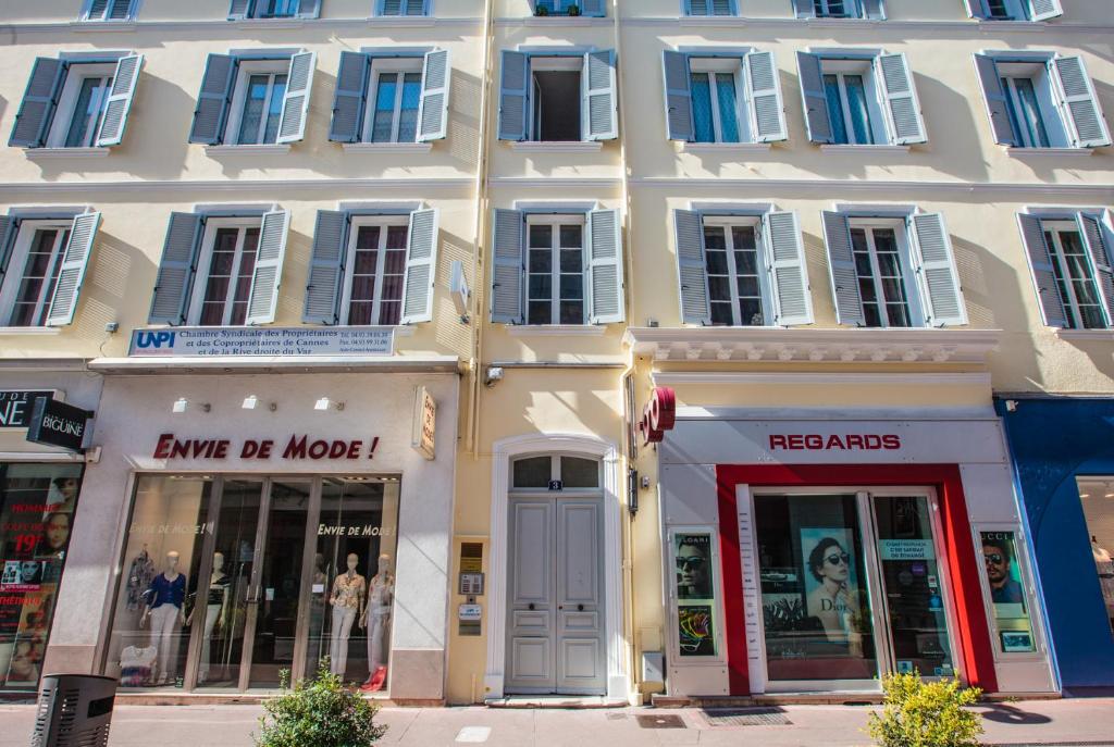 Studios Parisiens