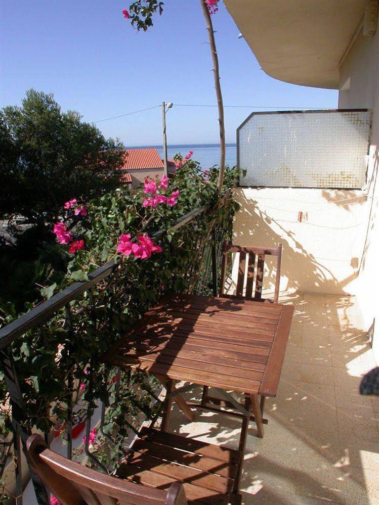 Hotel Almanarre Plage