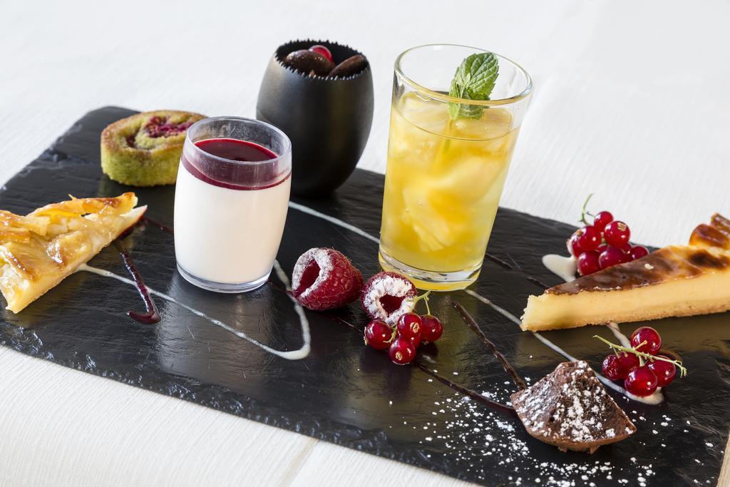 Grand Prix Hotel & Restaurant