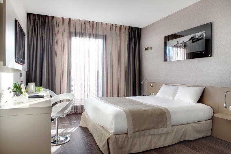 Grand Prix Hotel & Restaurant
