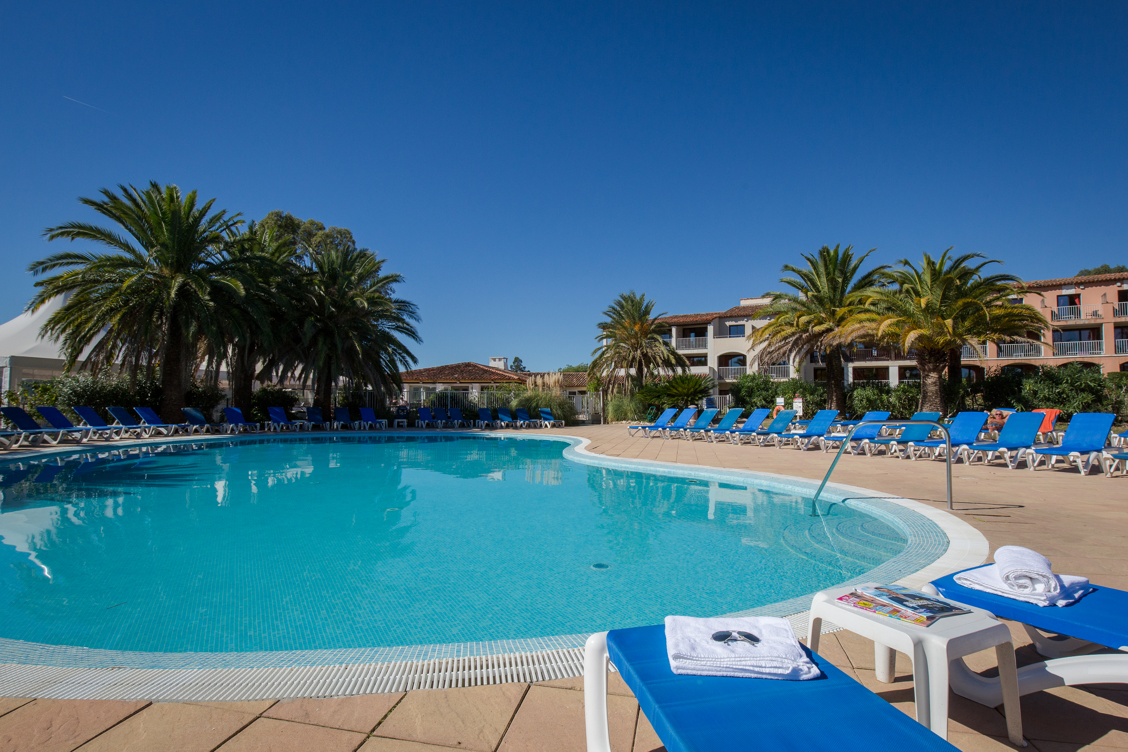 SOWELL Family Port Grimaud