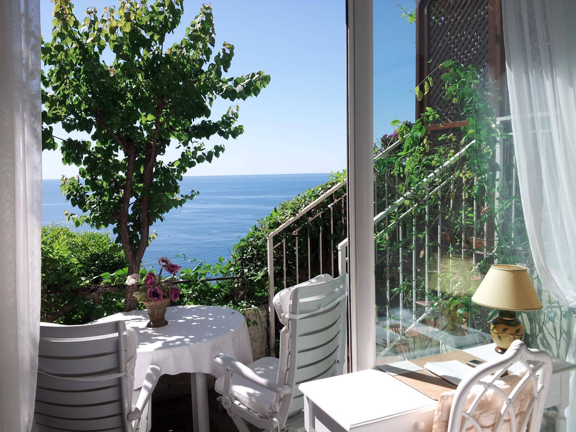 Hôtel Le Roquebrune