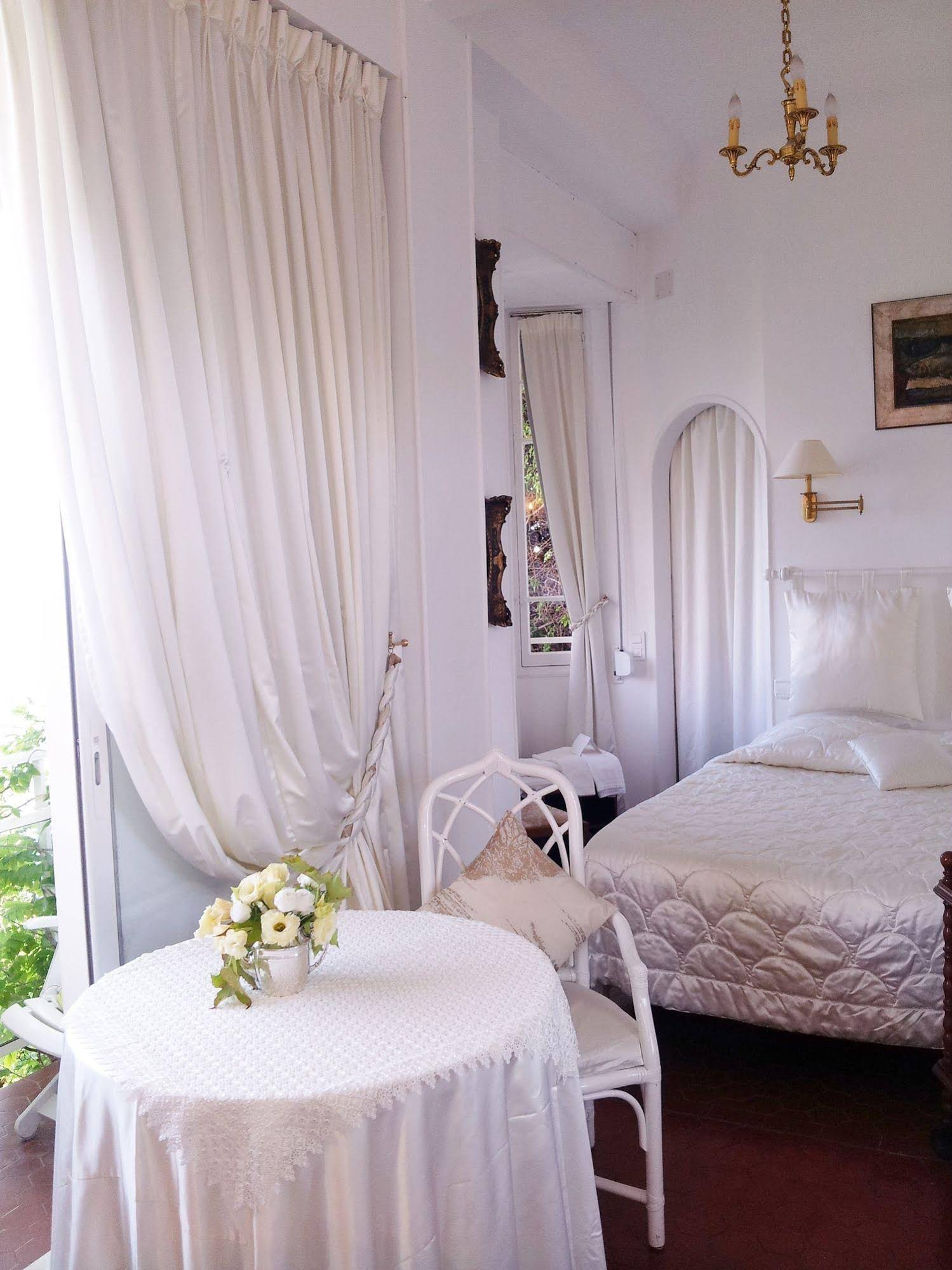 Hôtel Le Roquebrune