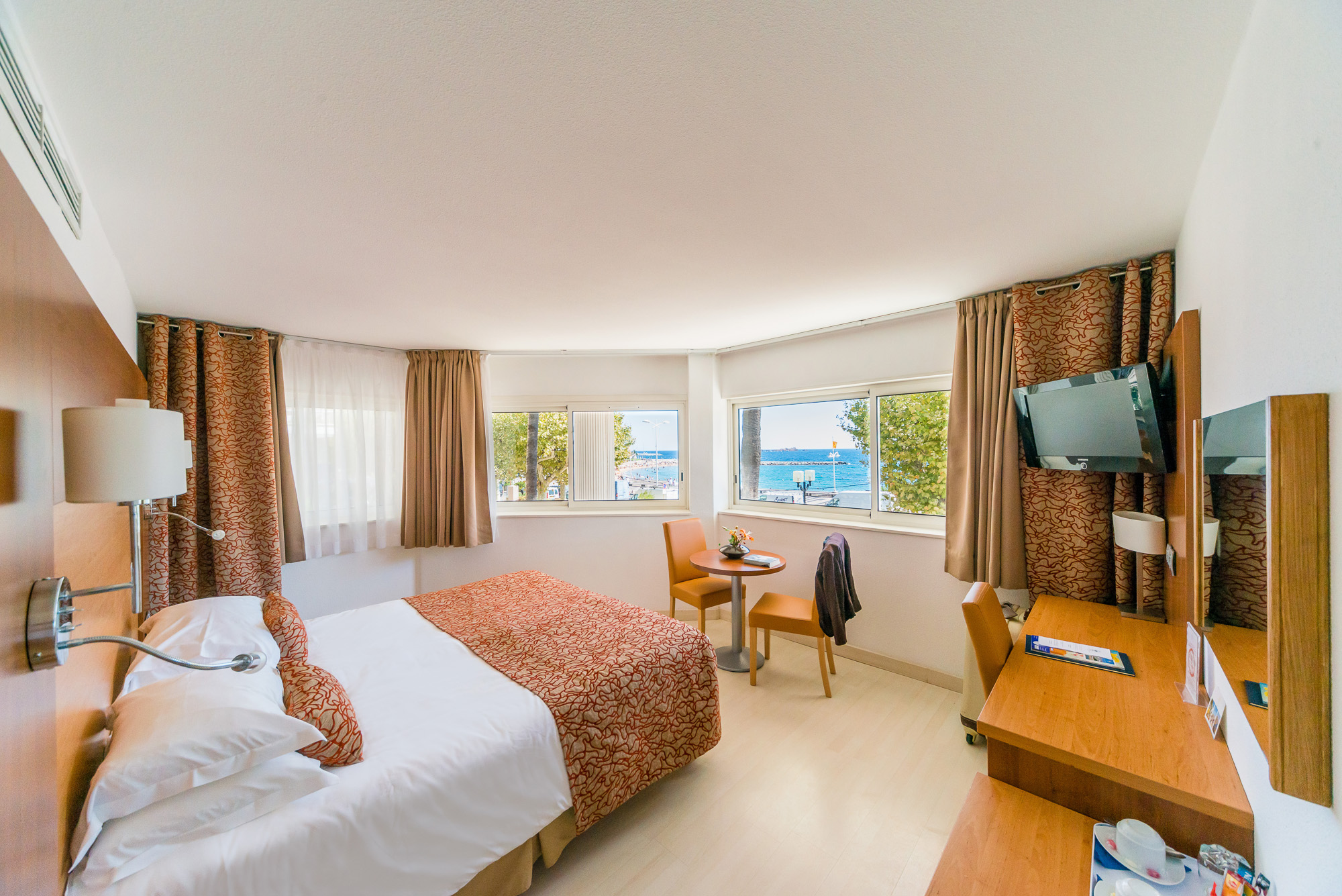 Mercure Saint Raphael Centre Plage