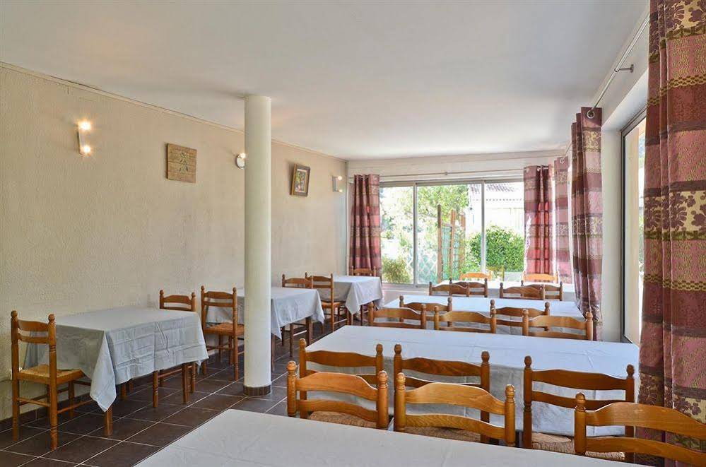 Le Virevent Hotel In Saint Raphaël
