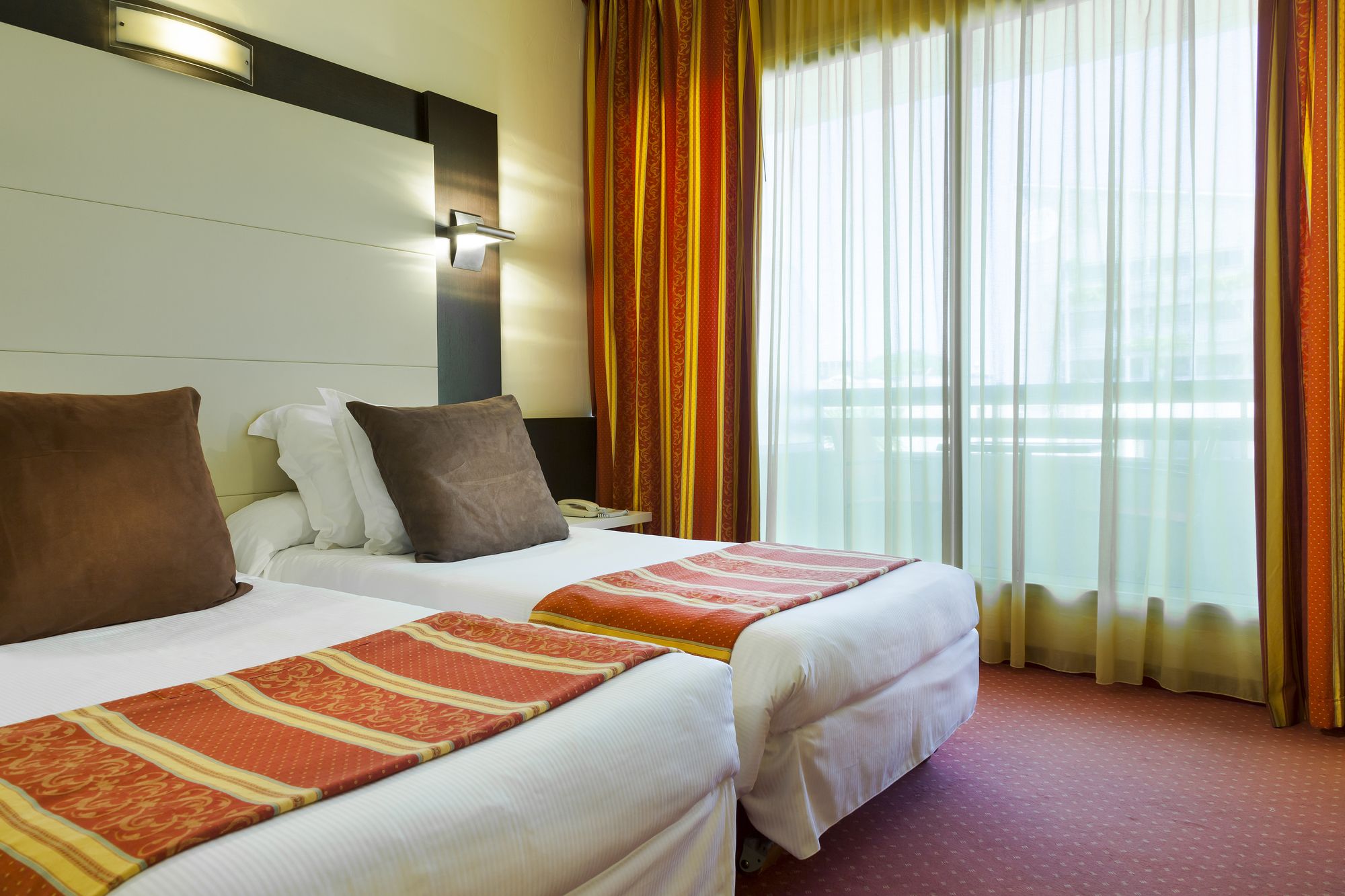 The Originals City, Hotel Galaxie, Nice Airport