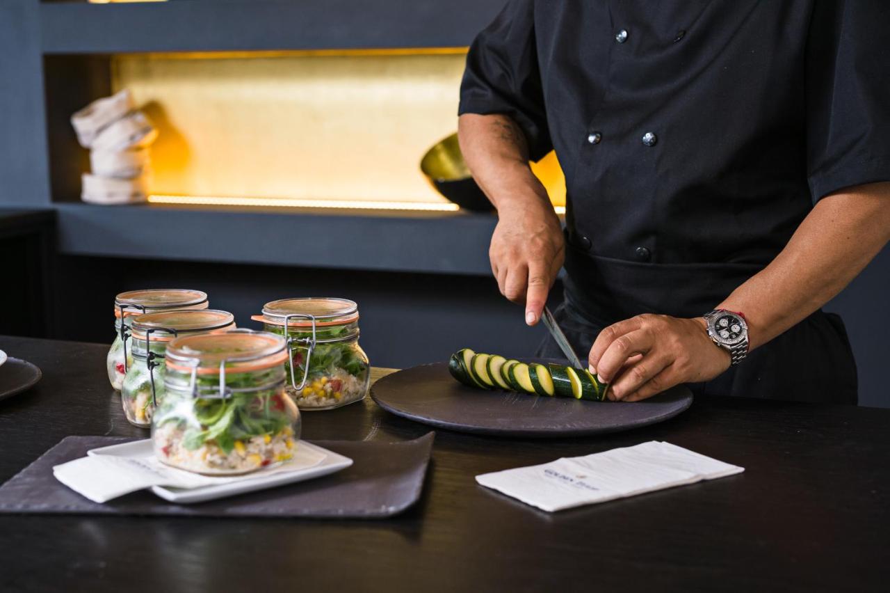 Holiday Inn Marseille Airport