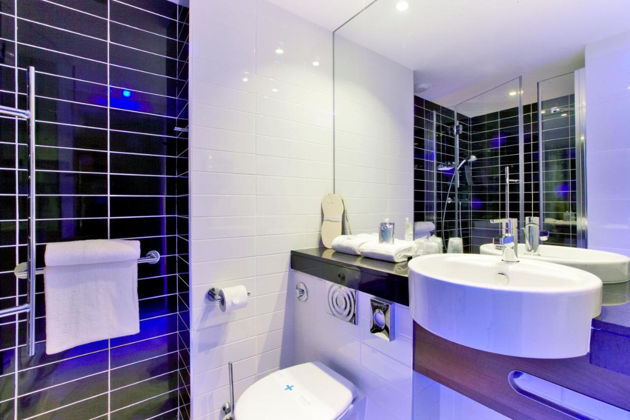 Holiday Inn Marseille Airport