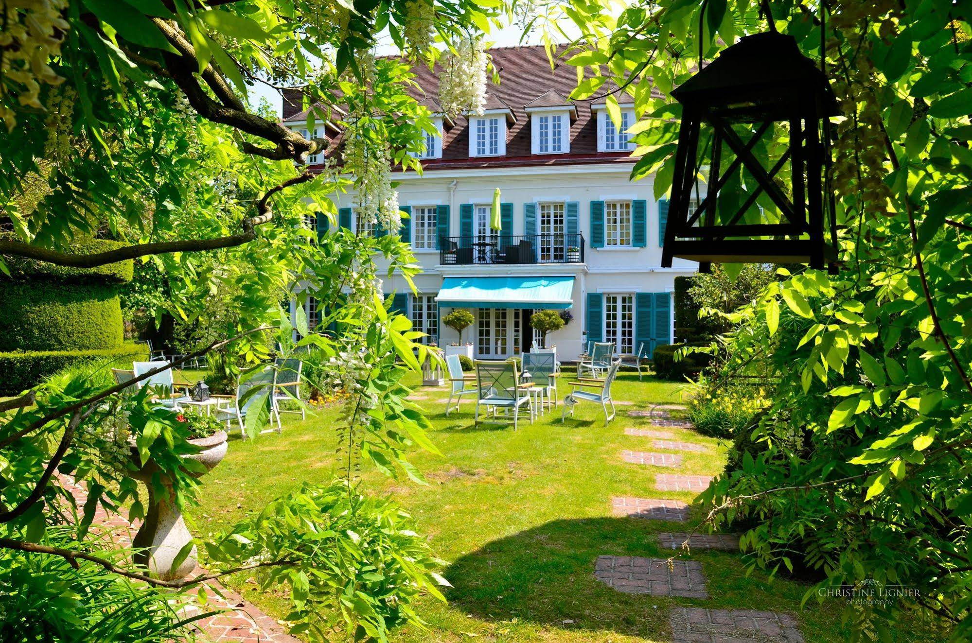 Chateau de Montreuil