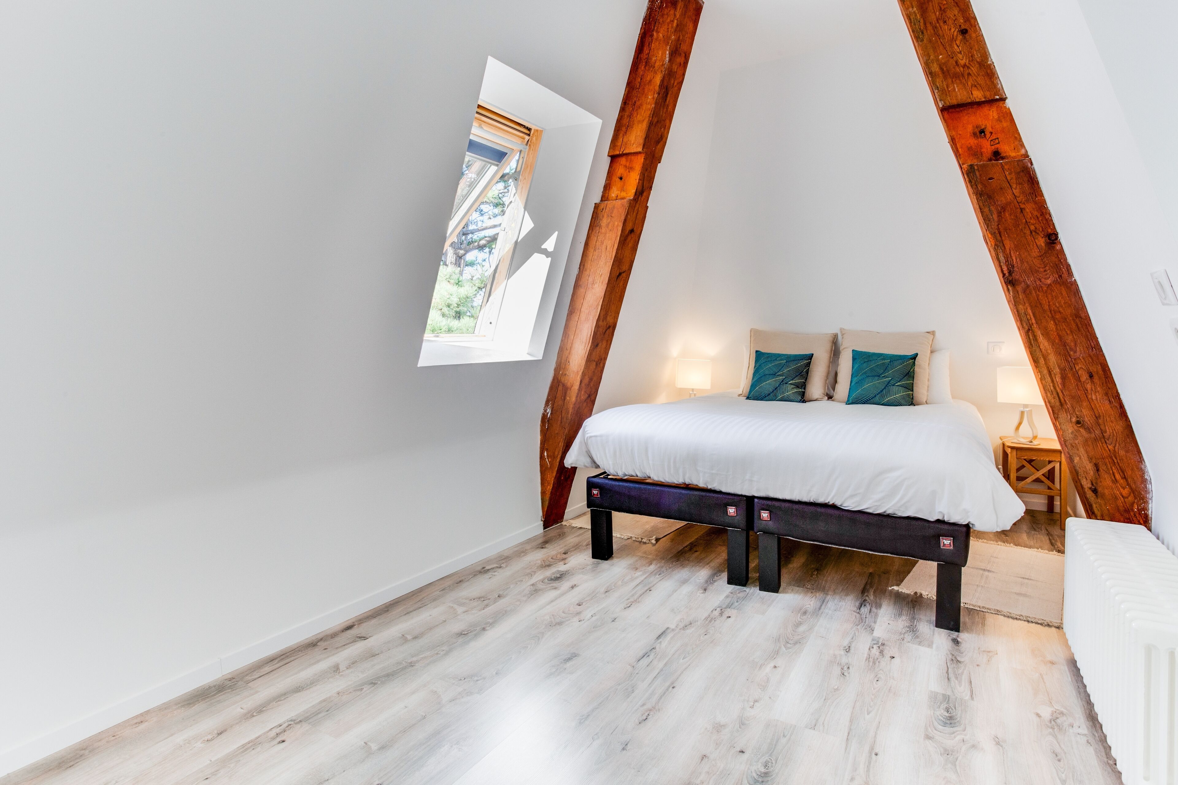 Chateau Cote De Nacre