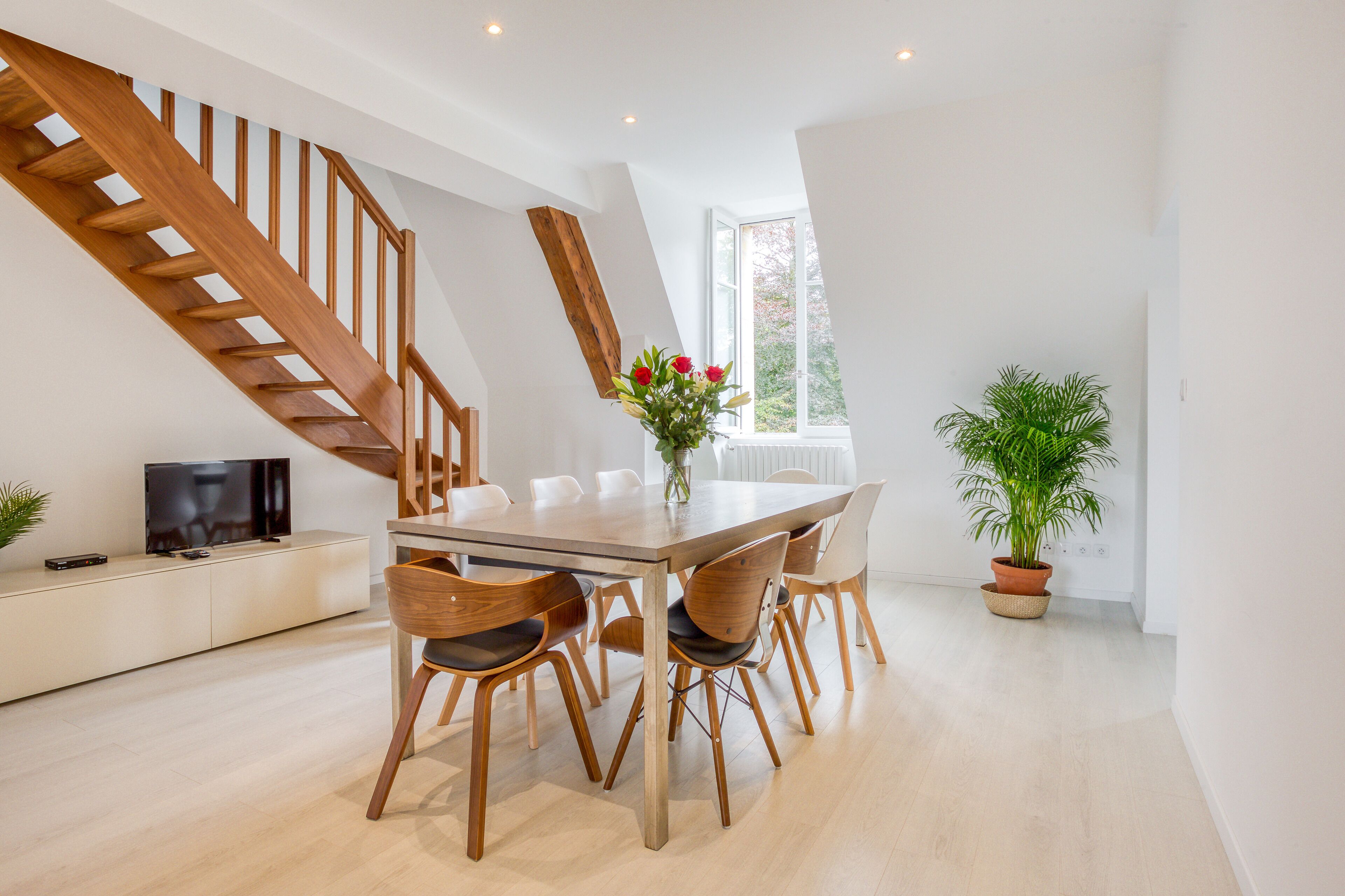 Chateau Cote De Nacre