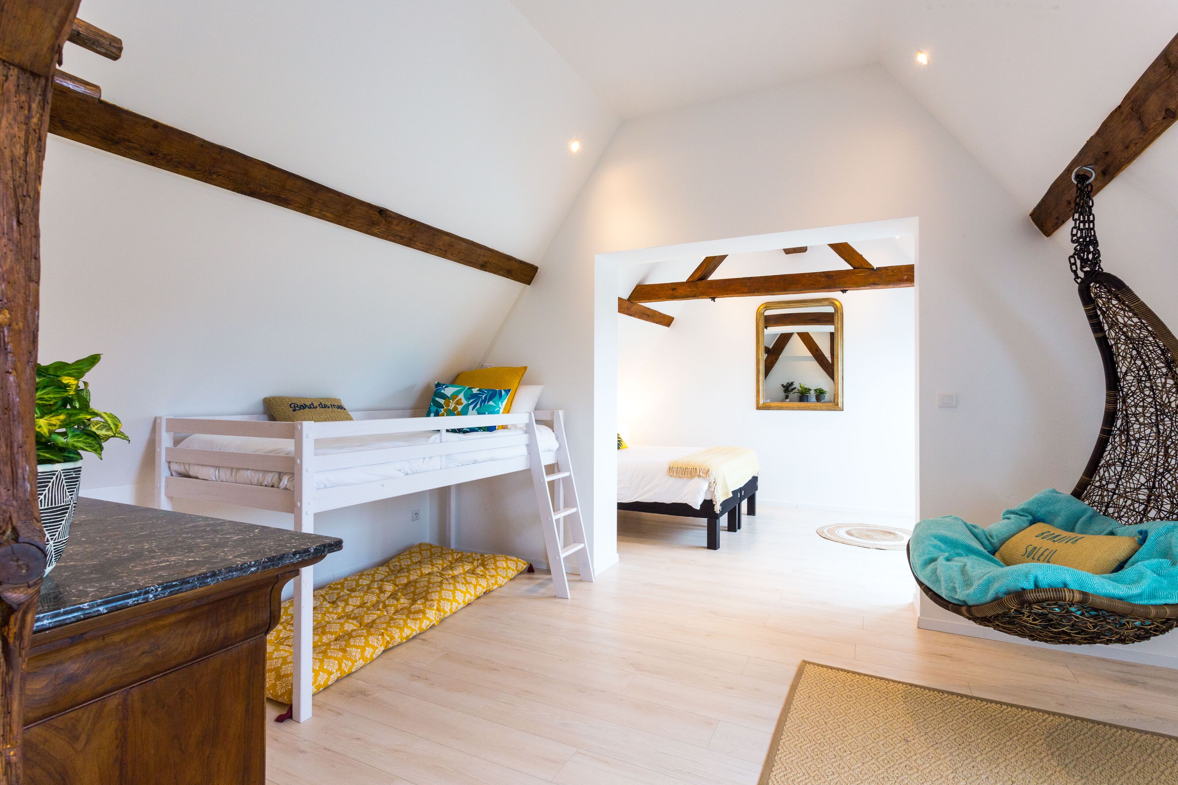 Chateau Cote De Nacre